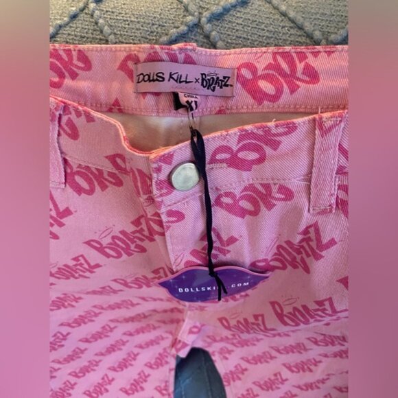 Dolls Kill x Bratz Got Bratitude Mom Jeans NWT - Picture 4 of 4
